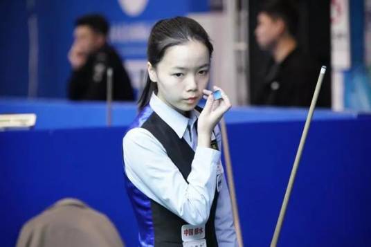 唐春晓（中国台球运动员）