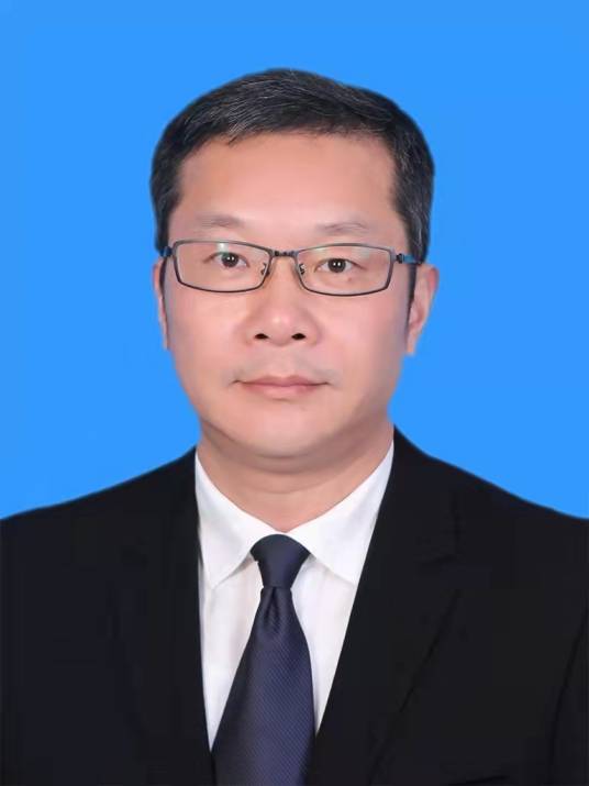 周鹏（浙江省温州市鹿城区人大常委会副主任、党组成员）