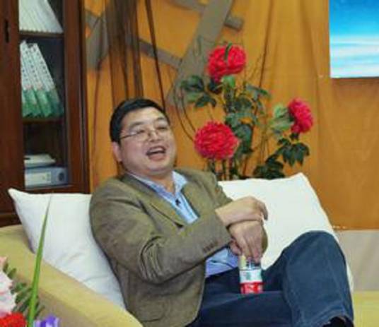 王平（西南交通大学党委常委、副校长，教授、国家杰青基金获得者）