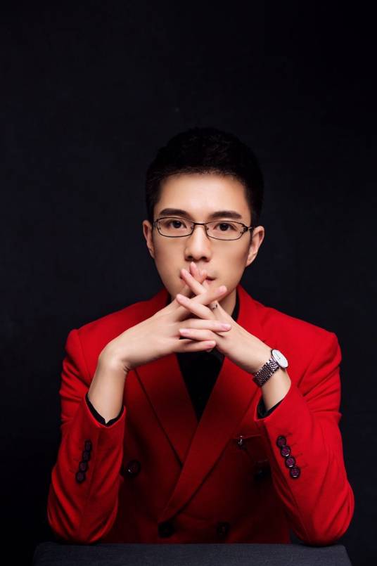 黄坤（掌上互动CEO）