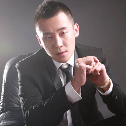 王梓(话剧演员、配音演员)