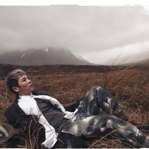 狼狈（2014年邓养天演唱歌曲）