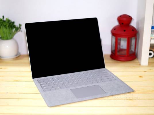 微软Surface Laptop