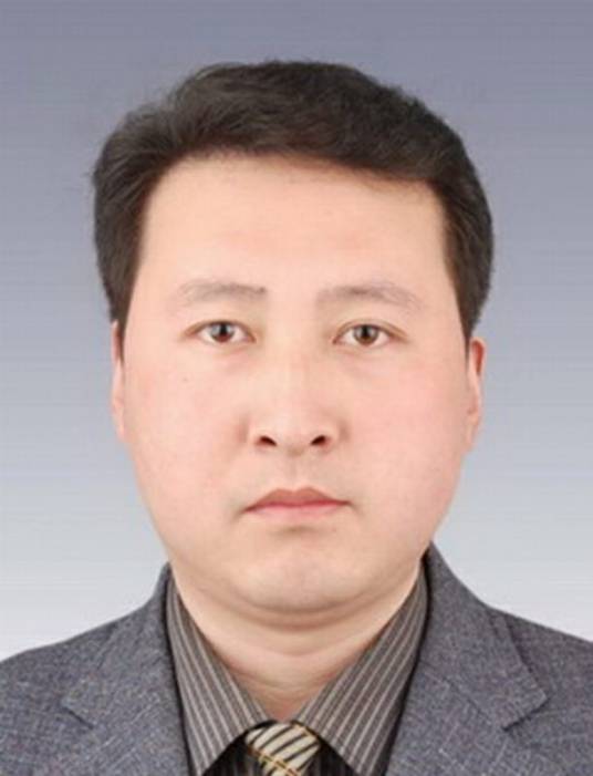 韩坤（安丘经济开发区党工委委员、管委会副主任）