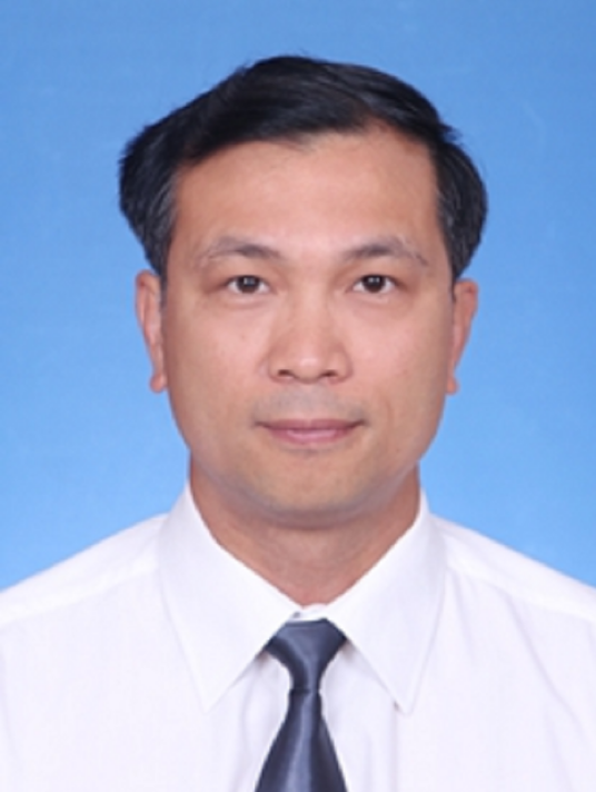 冯建中(广西壮族自治区梧州市文化广电体育和旅游局党组副书记、副局长,正处长级)