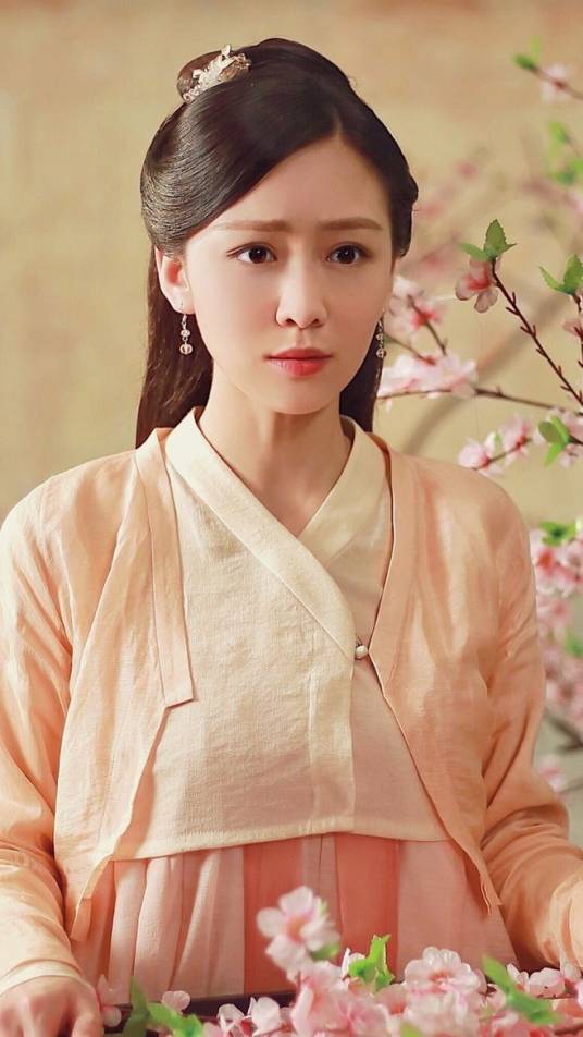 奈奈(小说《三生三世十里桃花》及其衍生作品中的角色)