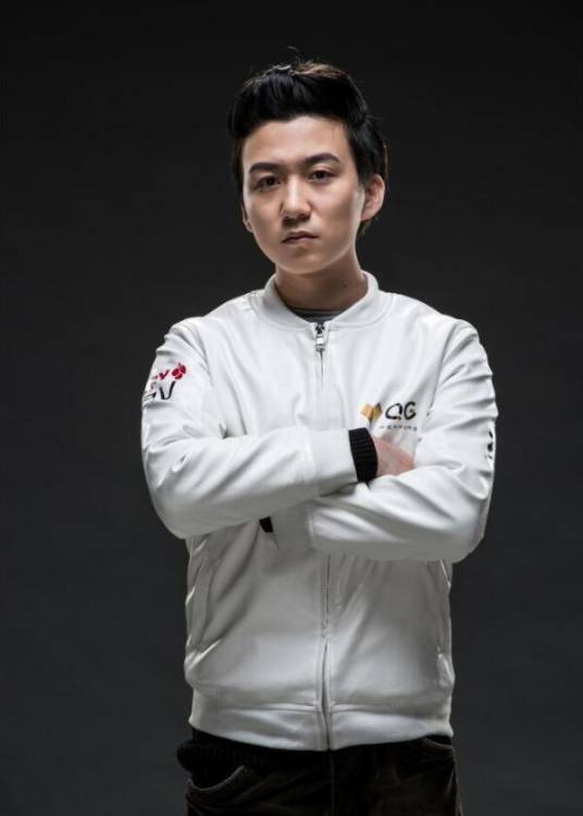 张宏伟（《英雄联盟》职业选手）