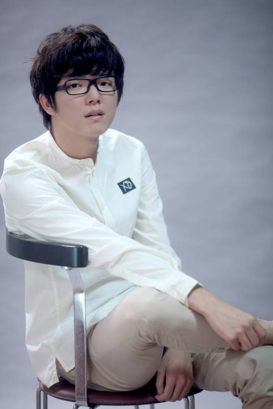 梁硕（内地创作型男歌手）