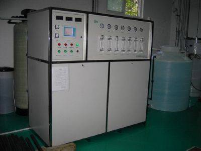 中央超纯水系统