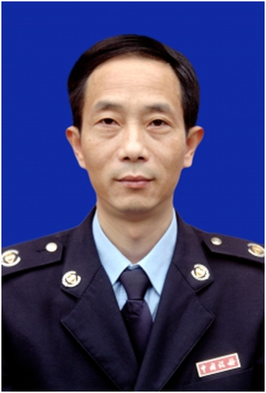 徐帆(通城县税务局党委委员、副局长)