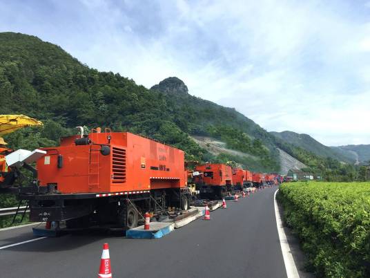 沥青路面就地热再生