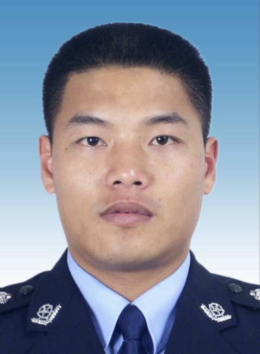 李海宁（漳州市龙海区人民政府党组成员、副区长，漳州市公安局龙海分局局长）