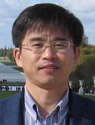 孙宏斌(中国药科大学学位评定委员会委员)