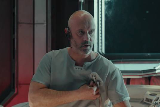 马卡洛夫(电影《流浪地球》中的男配角)