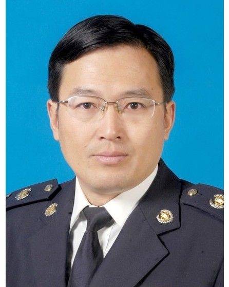 陈日生（国家税务总局江苏省泰州市税务局党委书记、局长）