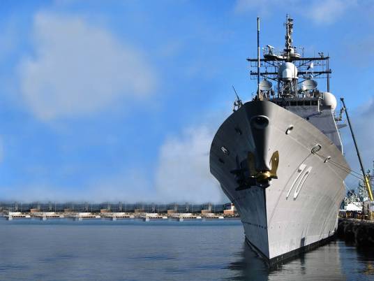 伊利湖（北美洲五大湖之一）