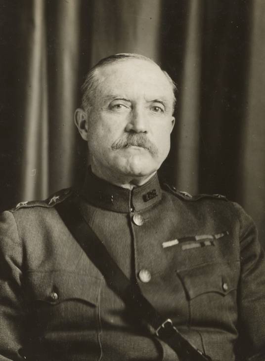 安德烈·沃克·布鲁斯特