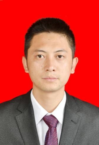 唐正（雷波县纪委副书记、县监委副主任）