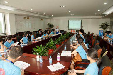 on the way（江财国际On The Way名企参访实践项目）