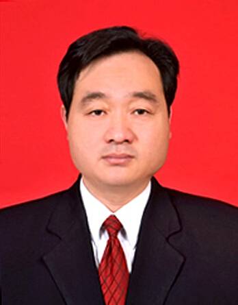 路标(河南省商丘市柘城县原县长)