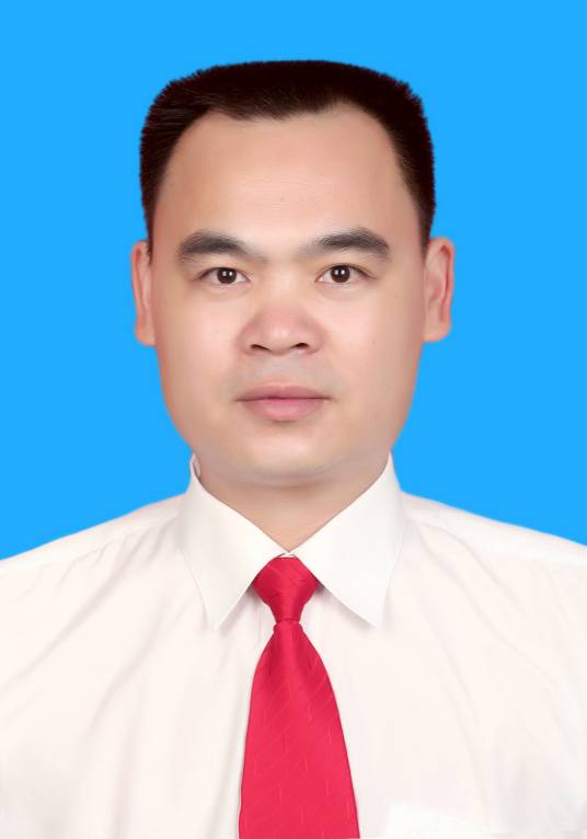 杨济源（广西壮族自治区贺州市昭平县水利局党组成员、副局长、三级主任科员）