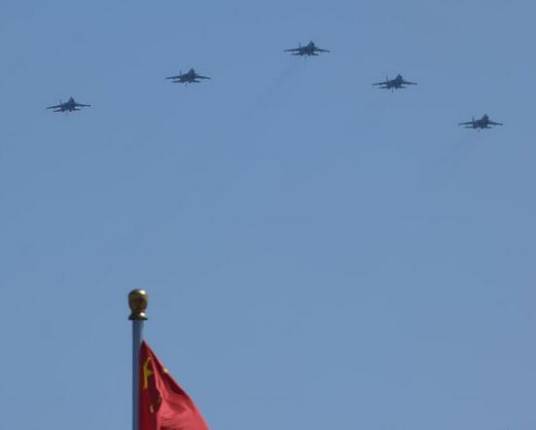 歼-15舰载机梯队