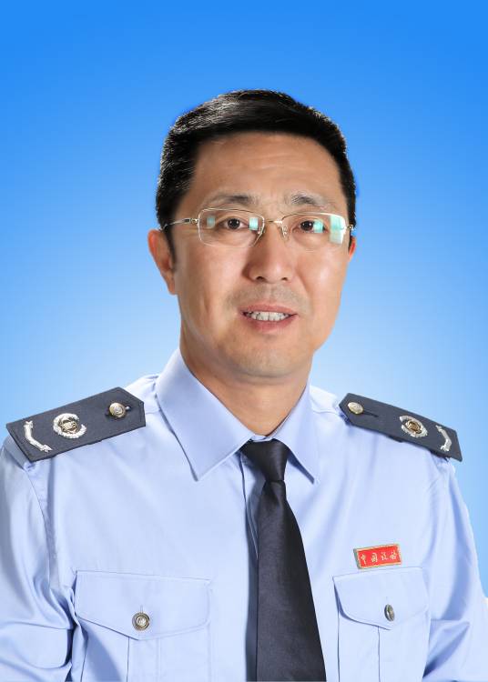 哈斯巴根（国家税务总局阿拉善盟税务局原党委书记、局长）