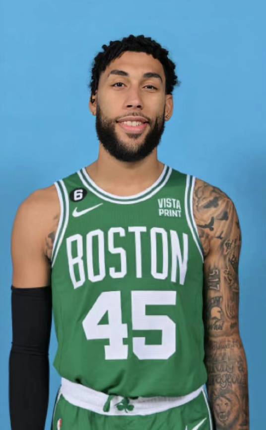 丹泽尔·瓦伦丁