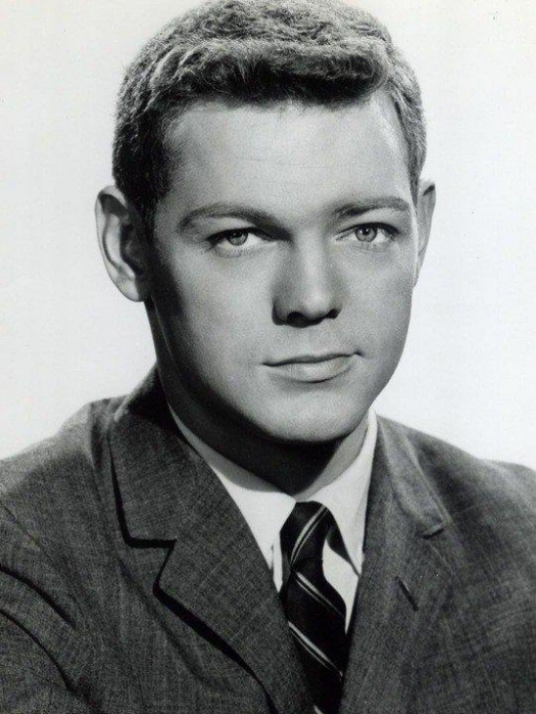 詹姆斯·迈克阿瑟（美国演员）