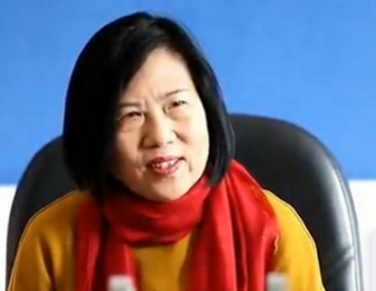 周丽华（新疆财经大学金融学院教授）