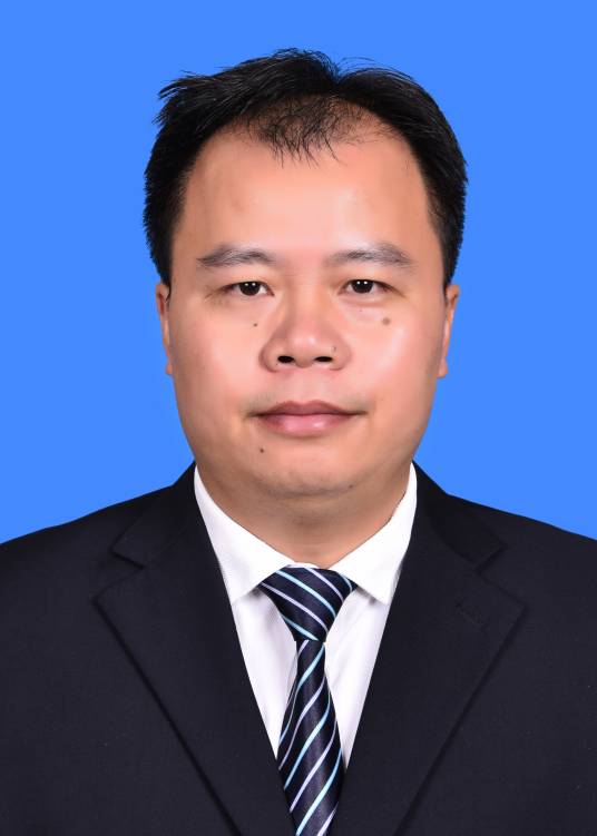 李海海(民主建国会湘潭大学湘潭大学支部主委)