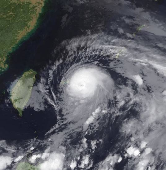 台风浣熊(2002年第4号台风)