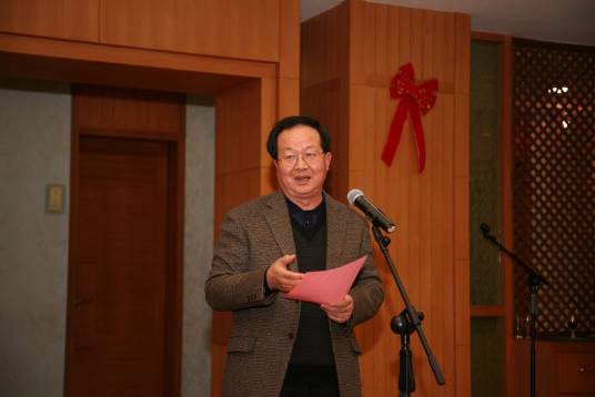 张蔚文（浙江省政协原副主席）