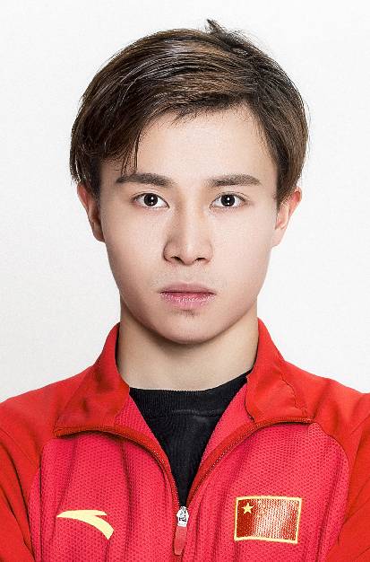 陈治龙（中国体操运动员）