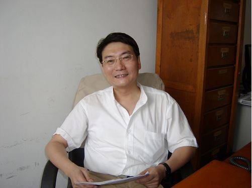 梁鸿(复旦大学教授、社会发展与公共政策学院院长)