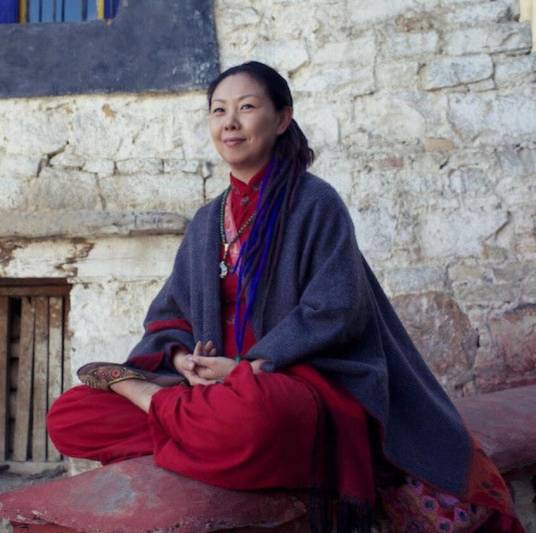 许莹（中国天津籍艺术家）