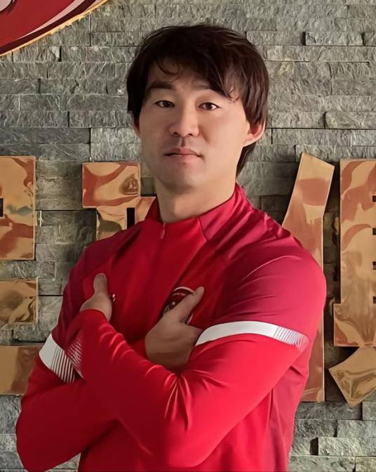 孙越（1993年生中国足球运动员）