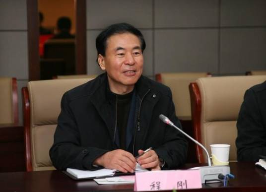 程刚(宁波大学原党委书记)