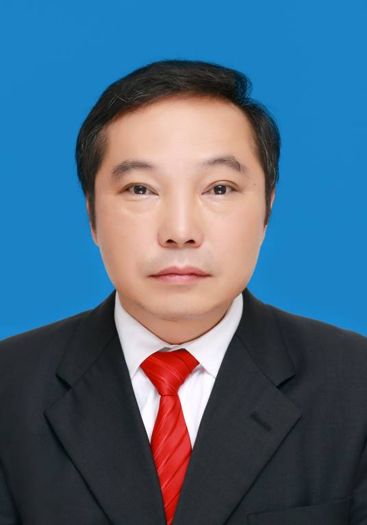 田强（贵州省黔南州司法局原副局长）