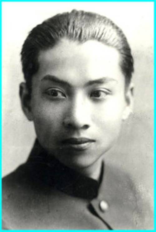 邹晓青(原《东北日报》时事部部长、副总编辑)