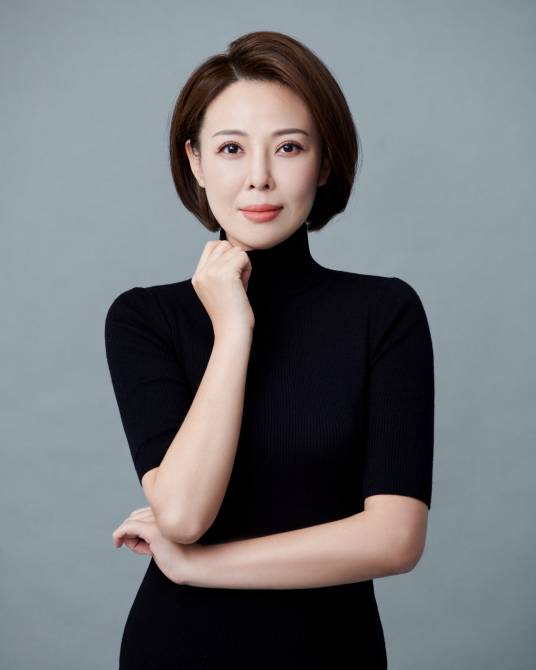 张倩(著名朗诵艺术家)