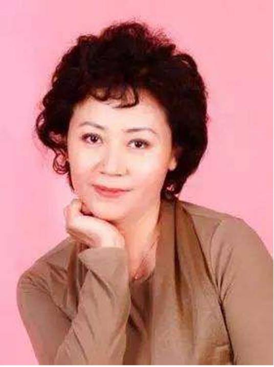 张晶(中国戏曲学院教授)