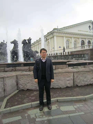 曹荣(中国劳动关系学院社会工作学院副教授)