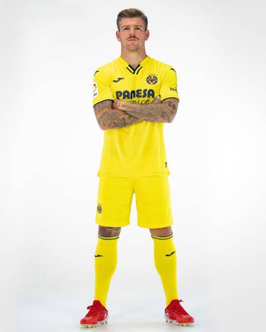 阿尔韦托·莫雷诺(1992年7月出生的西班牙足球运动员)