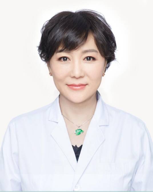 王靖(中国医学科学院肿瘤医院乳腺外科副主任)