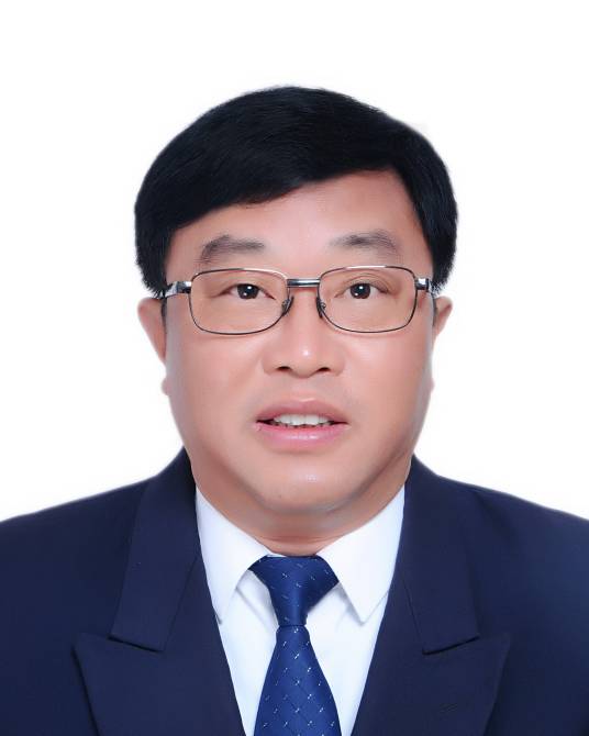 李猛(黎川县纪委常委、监委委员、二级主任科员)