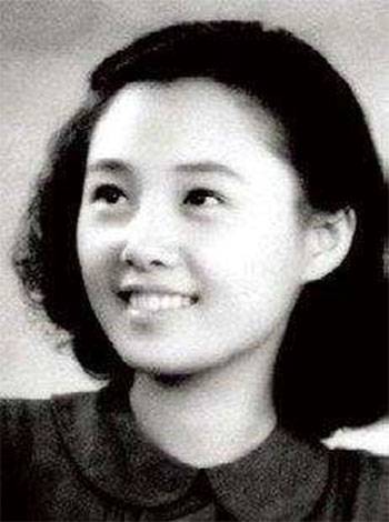 李萌(长影老艺术家)