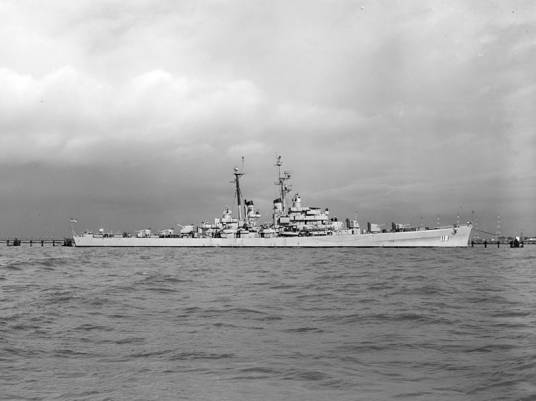 朱诺级轻巡洋舰