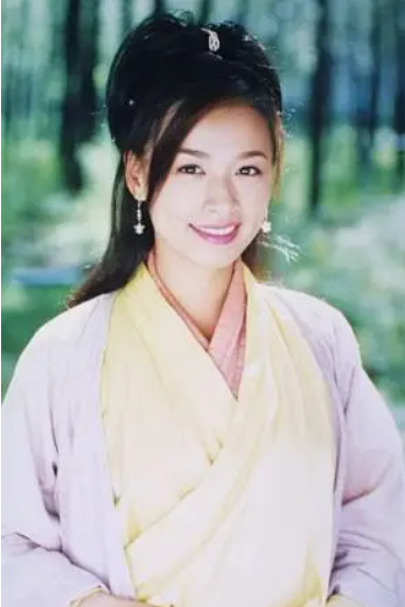 芊芊(电视剧《绝色双娇》中的人物)