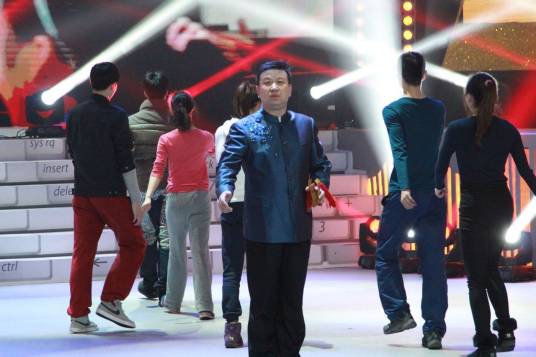 王岩(辽宁著名快板演员)